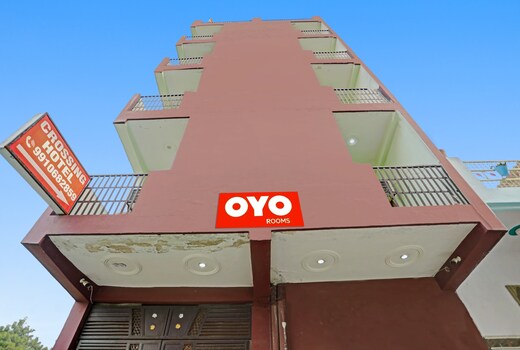 Hotel O by OYO Crossing Hotel Ghaziabad Railway Station