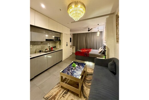 Rise into luxury at Supernova Spira 43rd floor