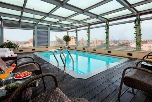 Skylark Hotel