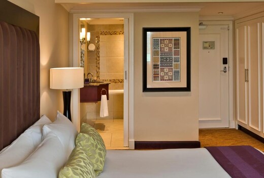 Avani Windhoek Hotel & Casino