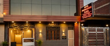 Hotel Dwarkadhish Plaza