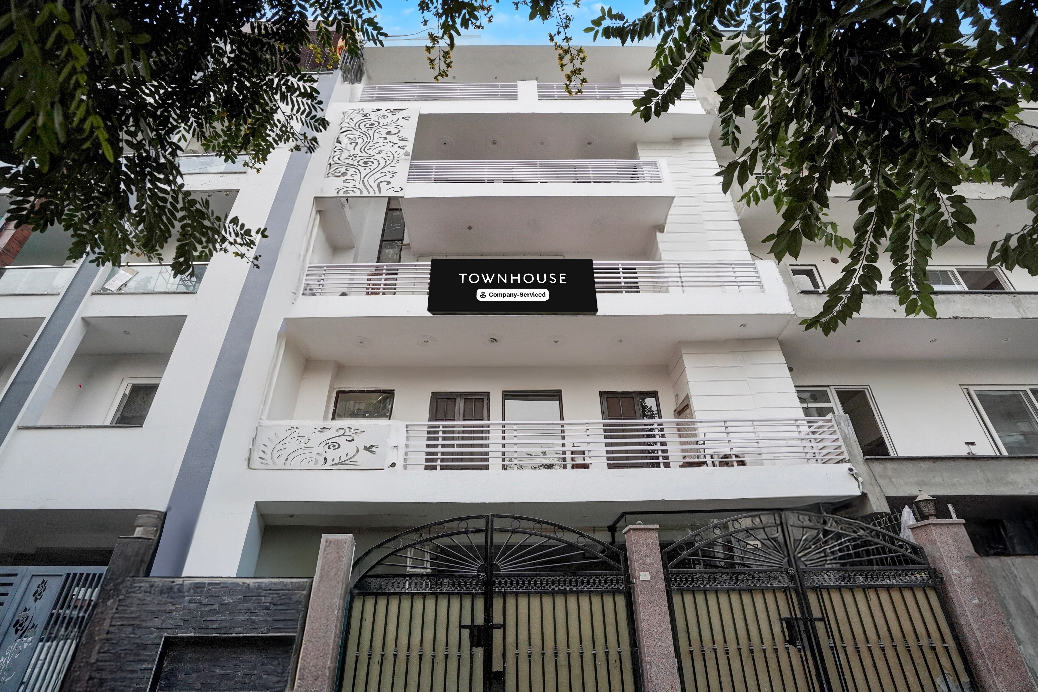 Townhouse Sector 46 Huda Market