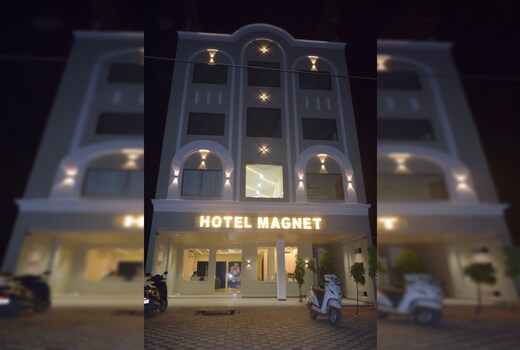 Hotel Magnet