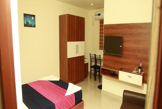 Dreams Residency