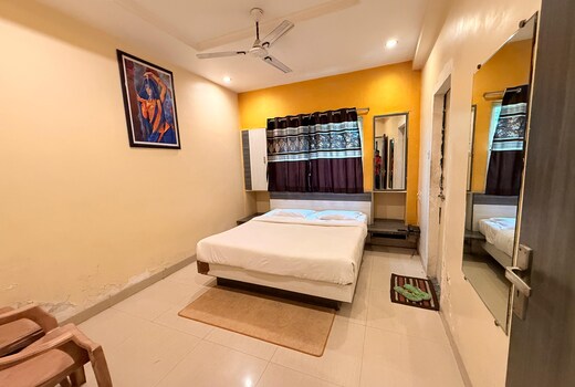 Hotel Adarsh Palace