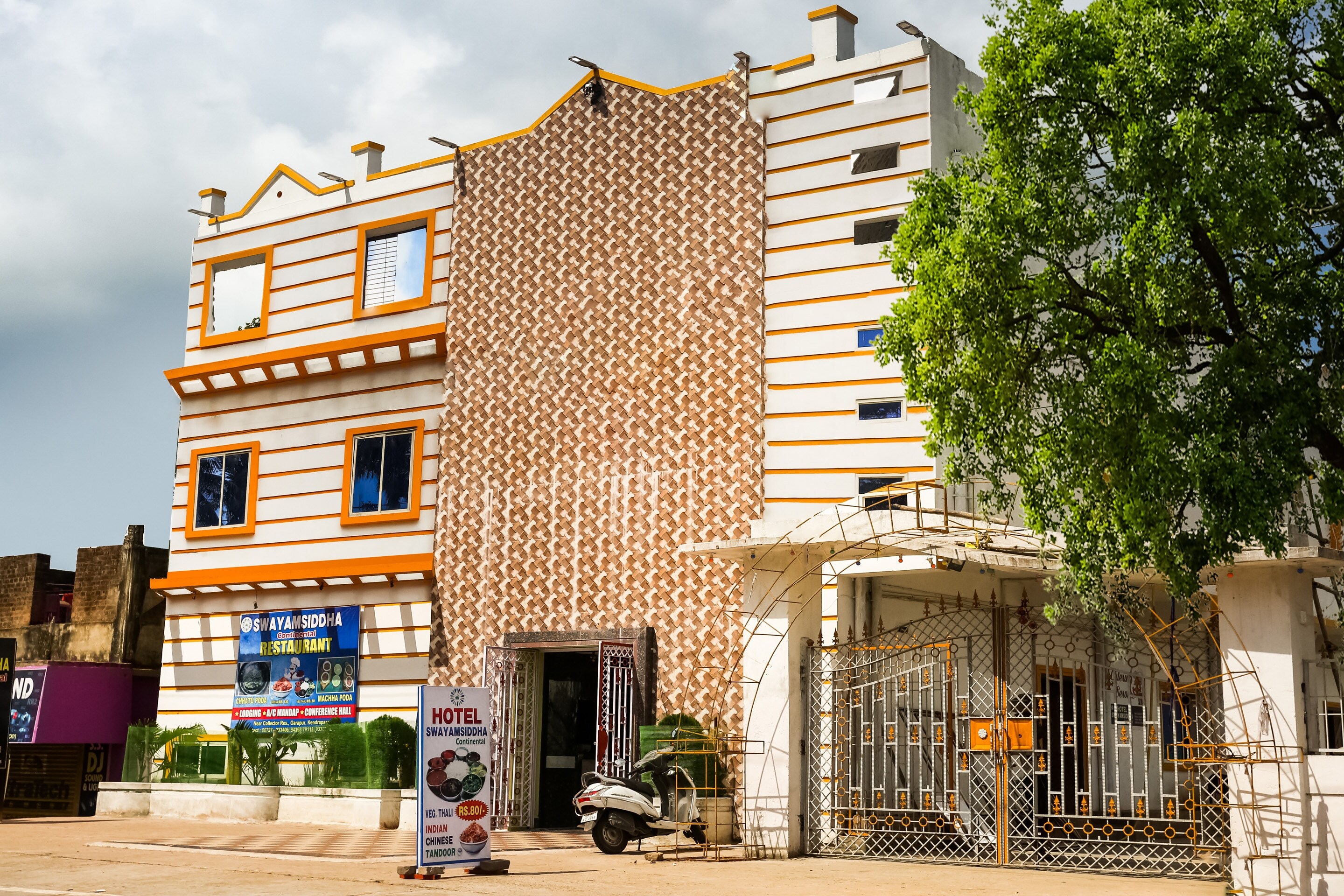 Hotel O swayamsiddha continental