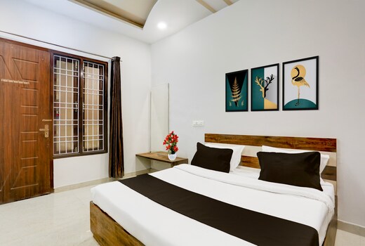 OYO Hotel O Bareilly Near Satellite Bus Stand
