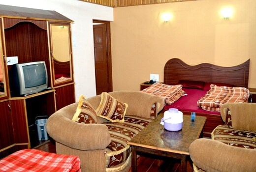 Kasauli Hotel Puri