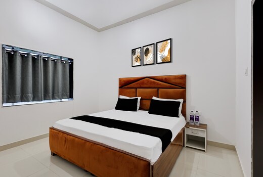 Hotel O Rudra Hotel and restaurant
