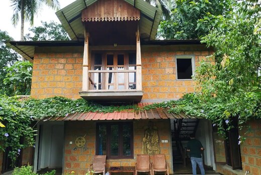 Experience Kalari payattu and farm stay