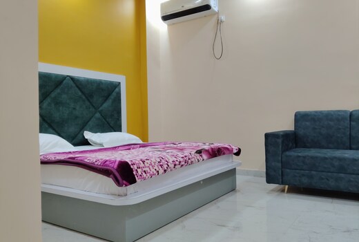 Nitya shree Dham