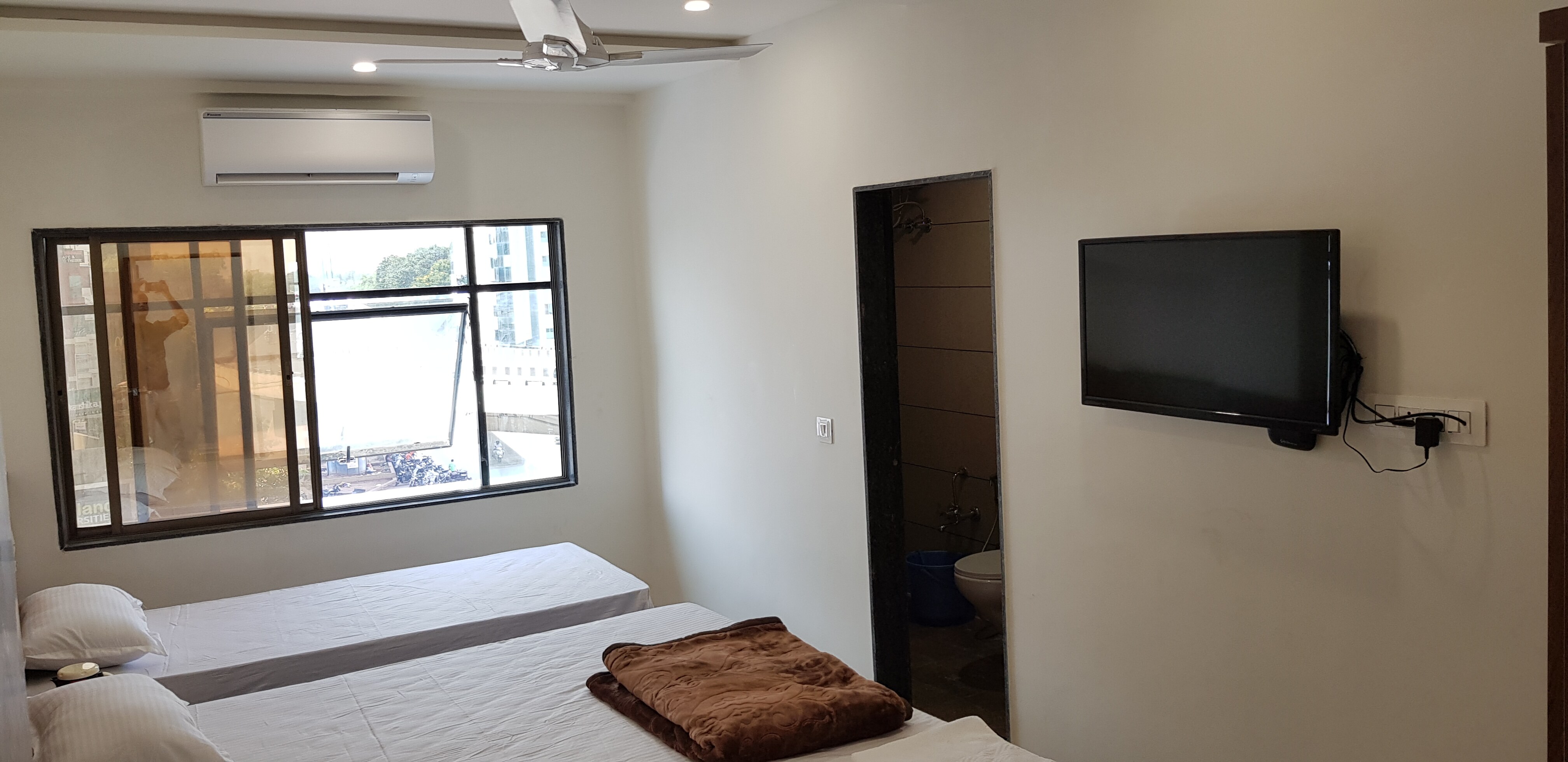 Hotel Stay Well