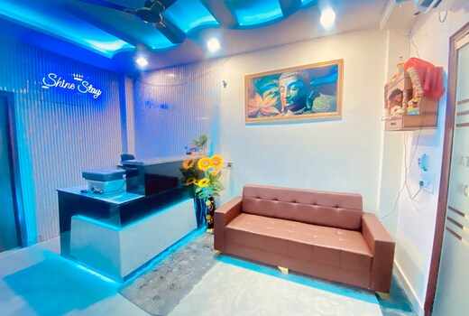 Hotel Shine Stay