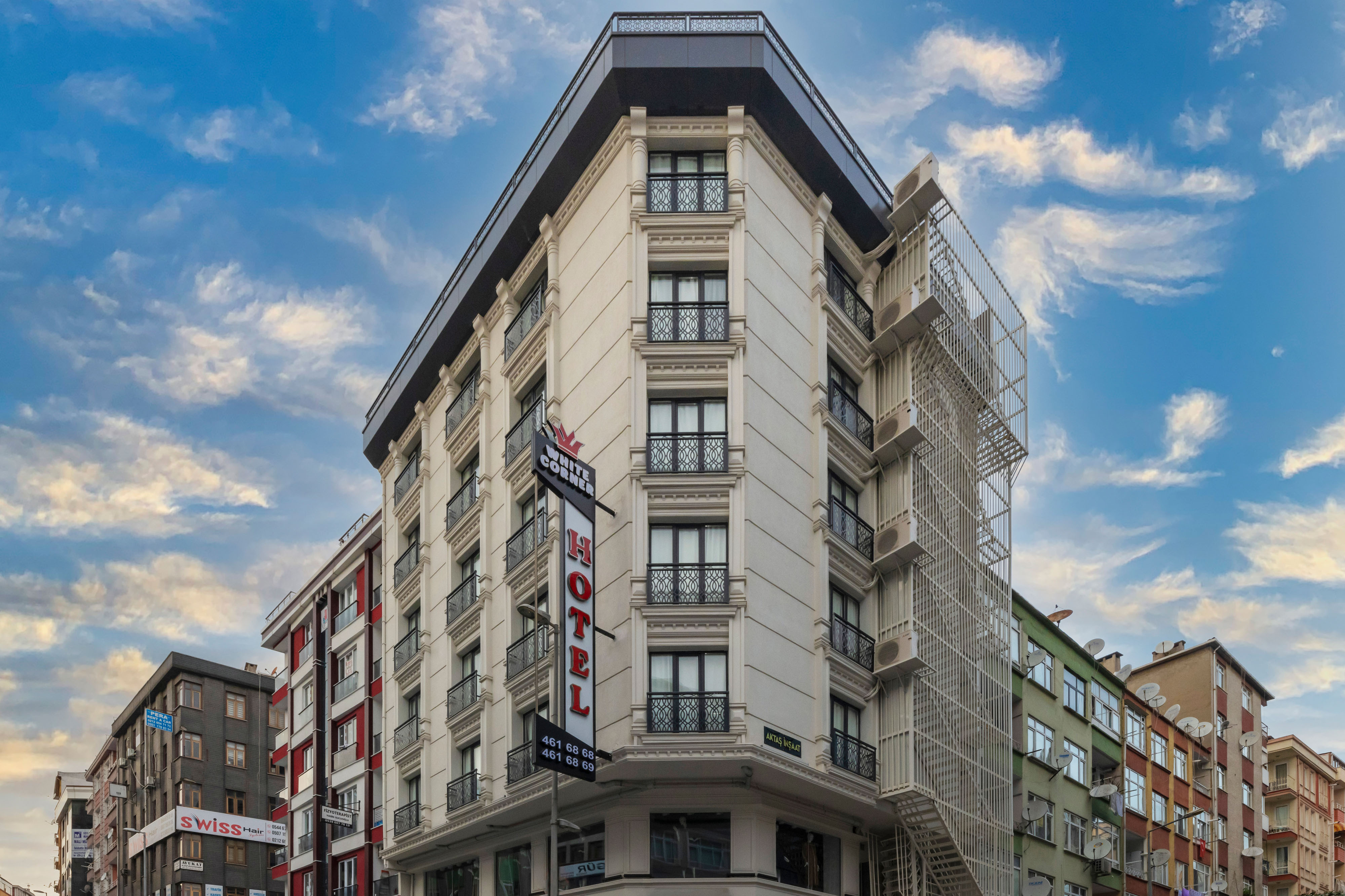 White Corner Hotel