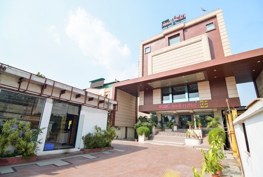 Hotel Apna Palace