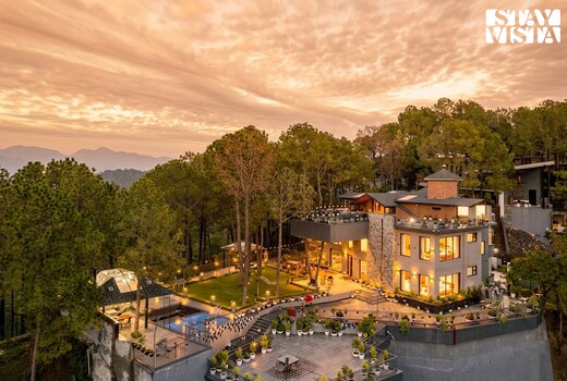 StayVista at Altiora Kasauli w/ Outdoor Pool