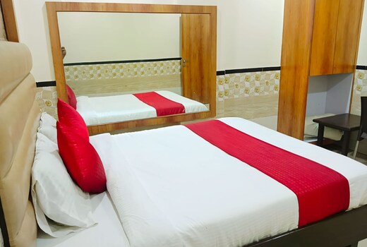 HOTEL VISHWADARSHAN LODGING AND BOARDING