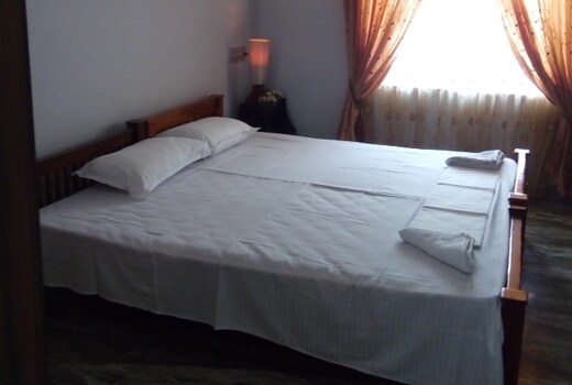 Devas Studio Home