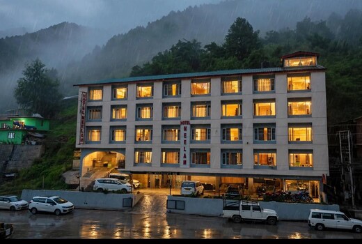Hotel Neelam - Near Volvo Bus Stop