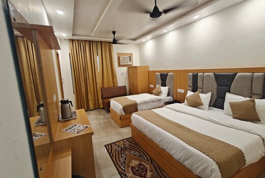 Hotel Shree Shivay Residency