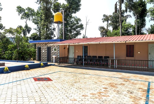 Giridharshini Homestay
