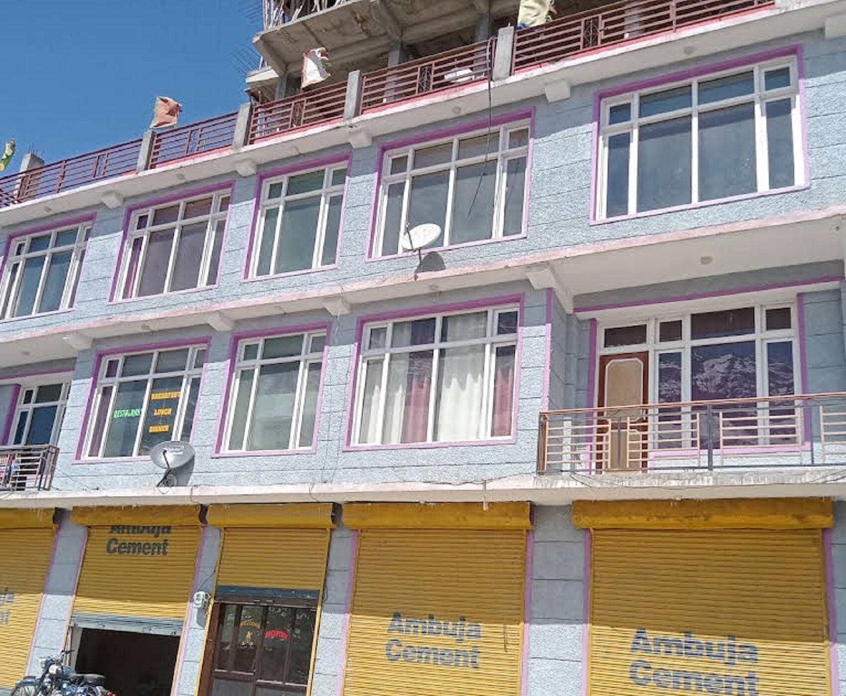 Hotel Ranika Inn & Restaurant