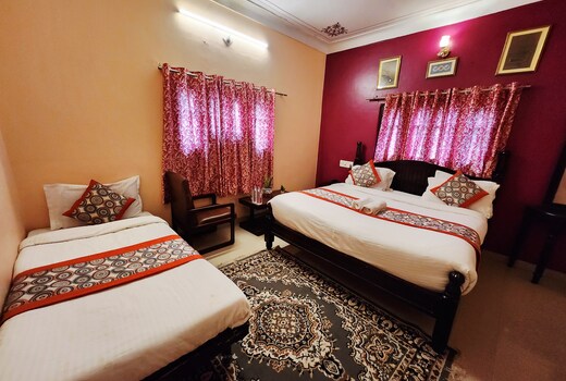 Hotel Rajshree Palace