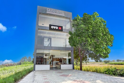 Hotel O GRAND HOTEL