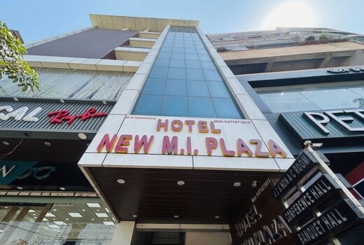 New M I Plaza