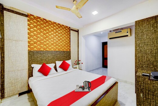 Hotel O White Inn Near Central Railway station