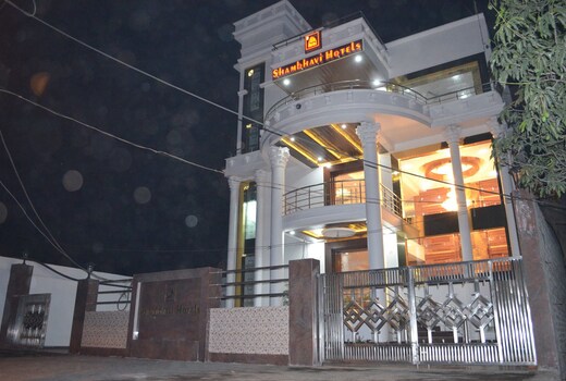 Shambhavi Hotels