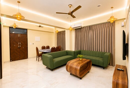Spacious 3BHK 6 Min to Assi Ghat Lanka BHU