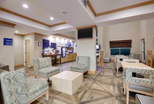 Holiday Inn Express & Suites SAN ANTONIO
