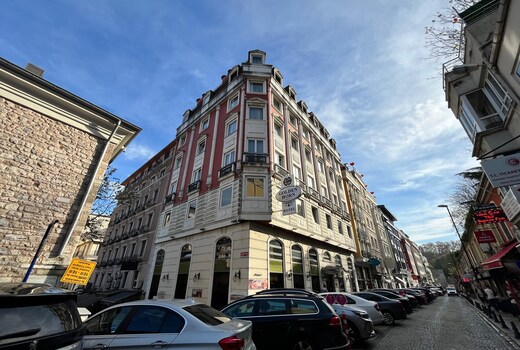 Golden Horn Hotel