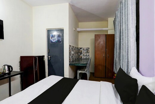 Hotel O Malviya Nagar Inn