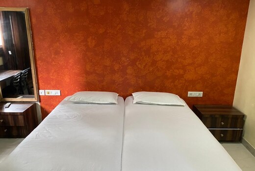 Minakshee Guest house
