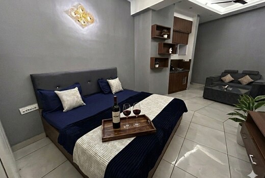 Velvet Wines Studio