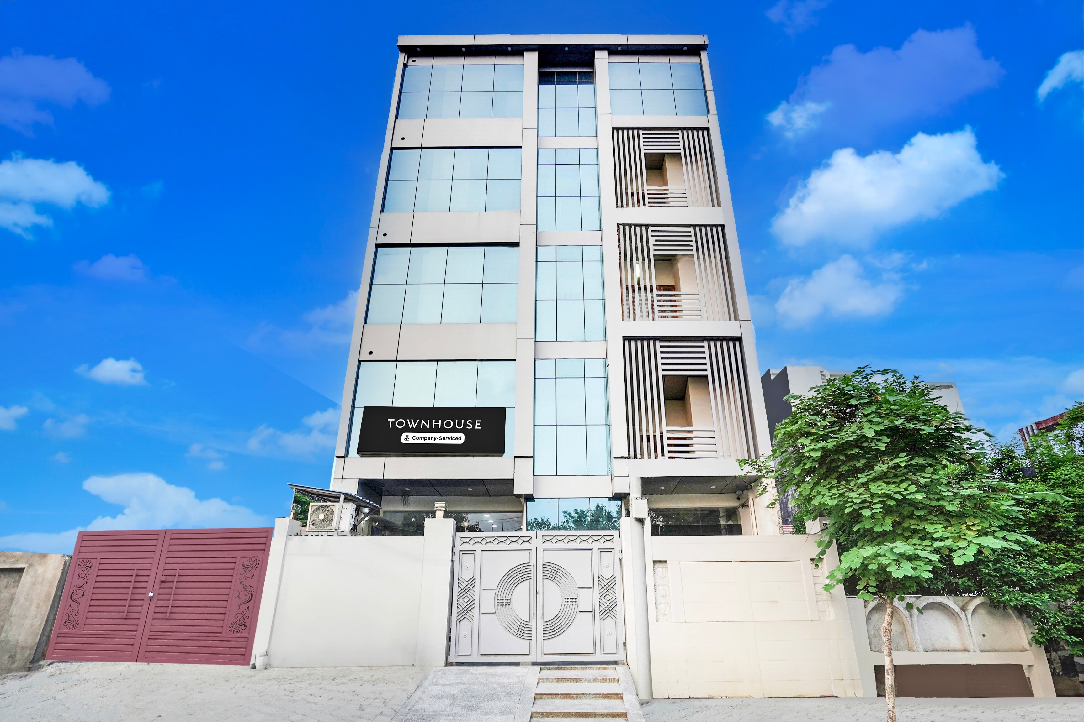 Super Townhouse Sector 63 A Noida