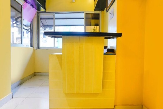 Hotel Janata