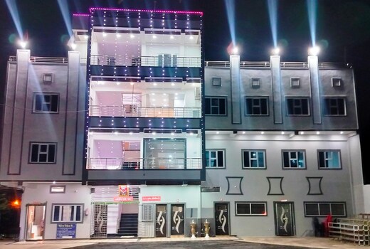 HOTEL GRAND INN