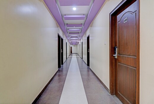 Hotel O French International