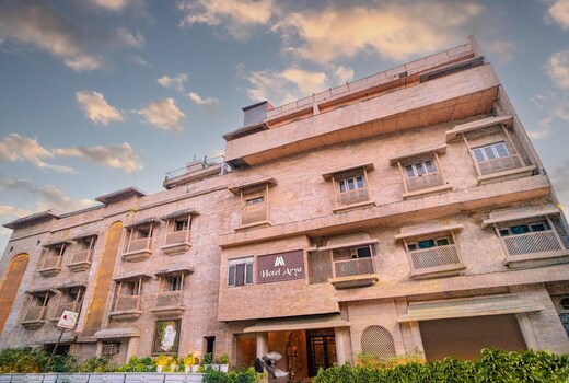 Hotel Arya