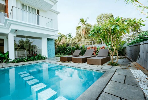 Sionest - Ultra Luxury Apartment in Calangute Pool View