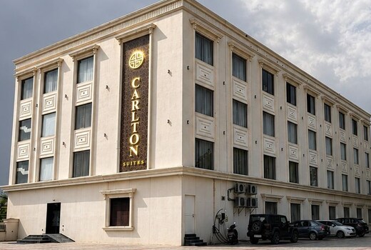 Carlton Suites