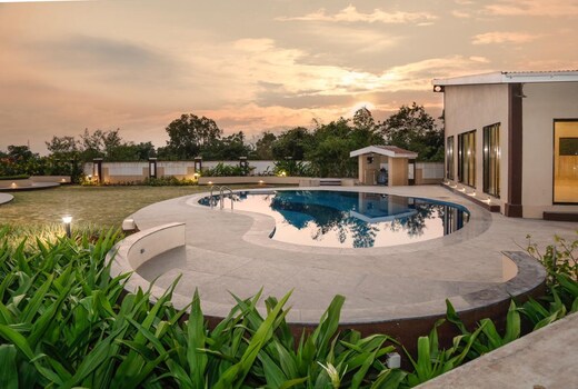 The Supreme Villa