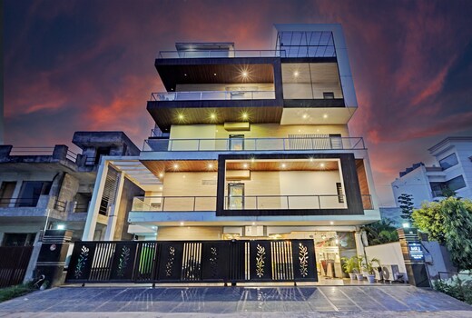 Hotel MRJ