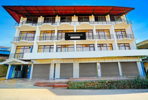 Townhouse Madikeri Fort Formerly Hotel Raj