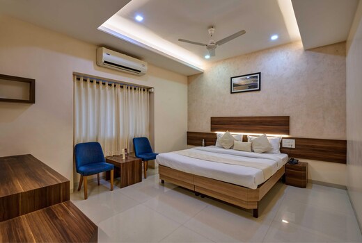 Hotel Rajpurush