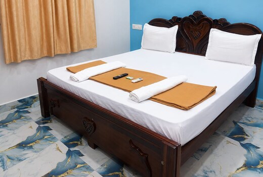 KATHIRESAN RESIDENCY