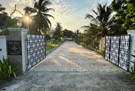 Flash 3 Resorts